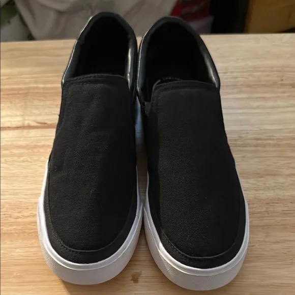 Nike Black Slip-On Loafers MEN main image 2